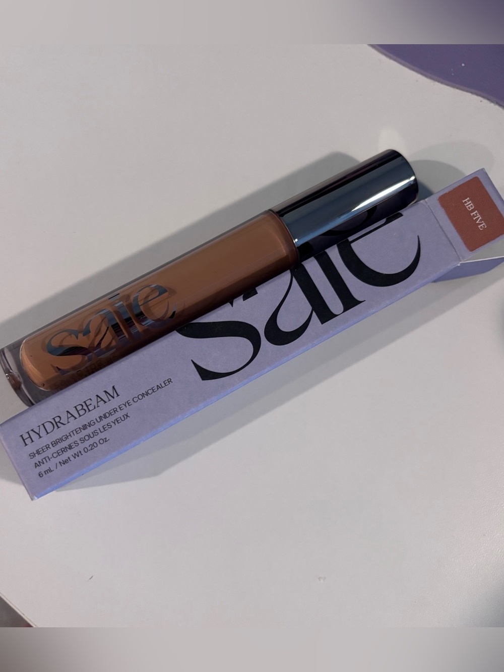 Saie Hydrabeam Sheer Brightening Undereye Concealer with Cucumber in FIVE